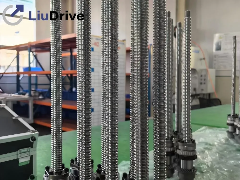 High-precision ball screw jack shafts manufactured by LiuDrive, ready for assembly. Designed for high-speed and high-frequency automation equipment.